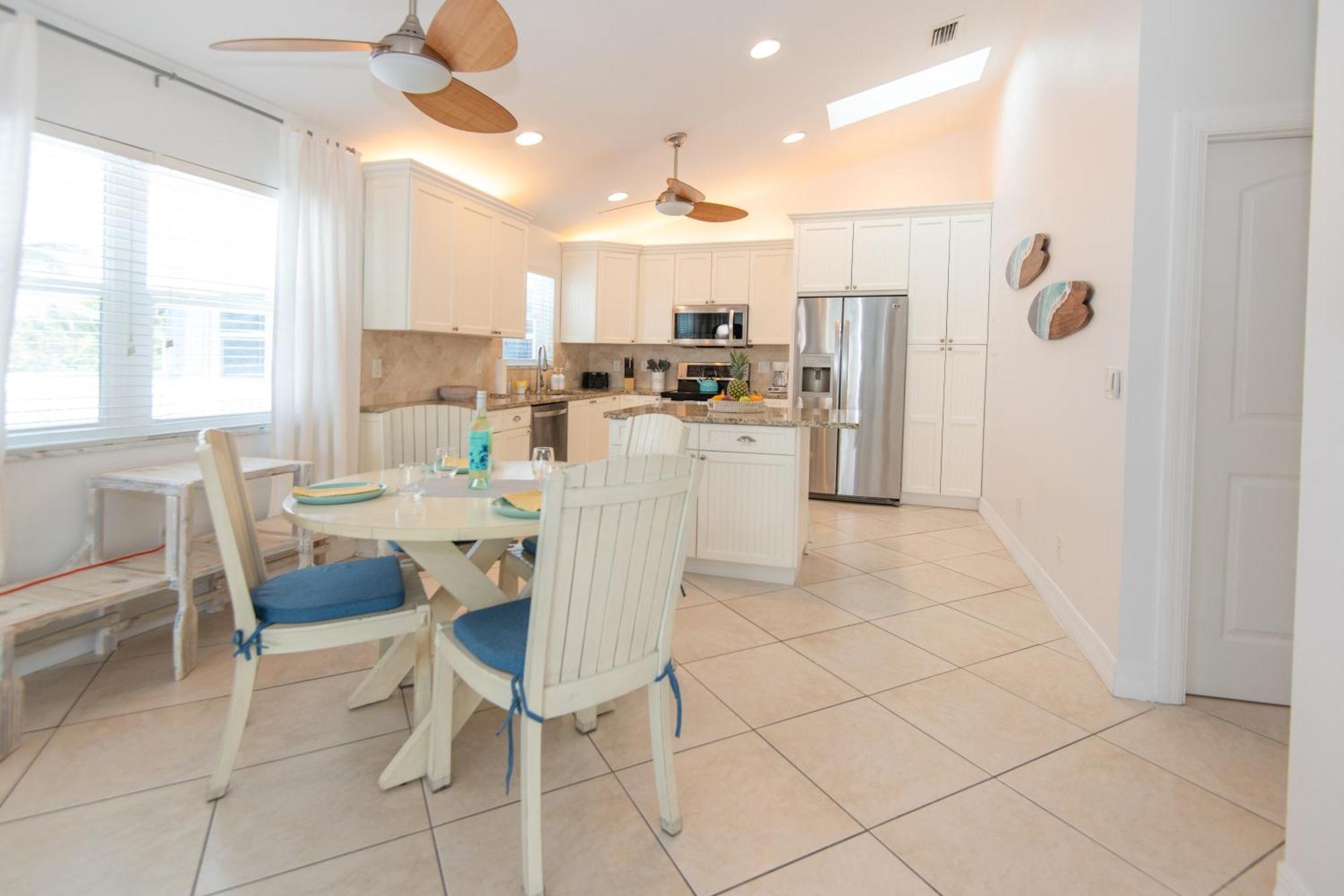 Sandy Shores - 2Br Beach Getaway And Surf Spot Fort Pierce Exterior foto